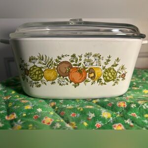 ✨ Groovy 70s Spice O’ Life CorningWare Casserole (1.5L) ✨1970s/1980s🧅🍄‍🟫🌿🍅